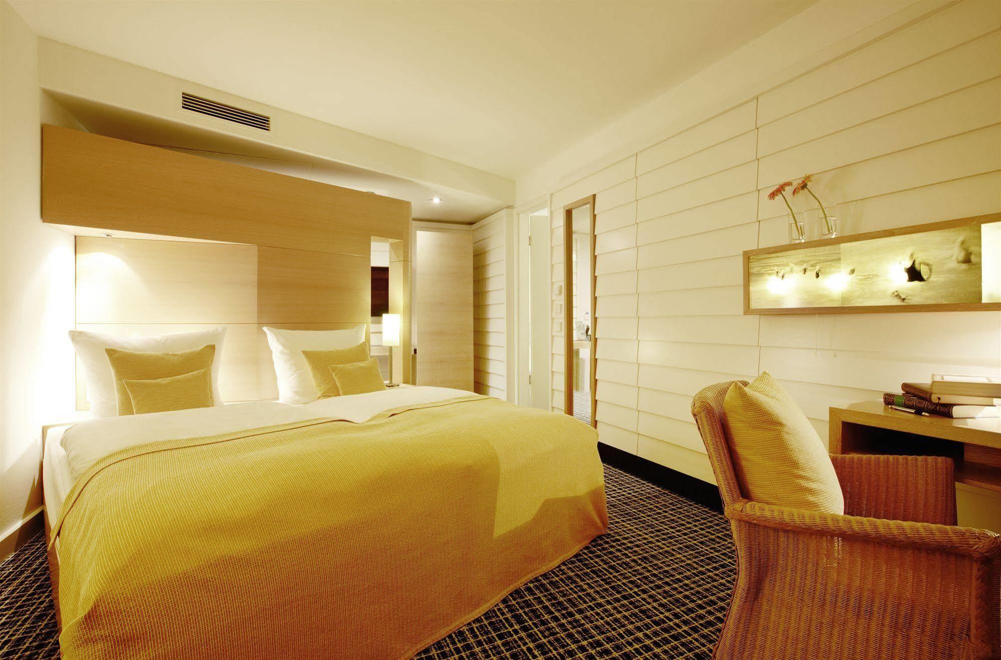 באד סארואו Hotel Esplanade Resort & Spa - Adults Only מראה חיצוני תמונה